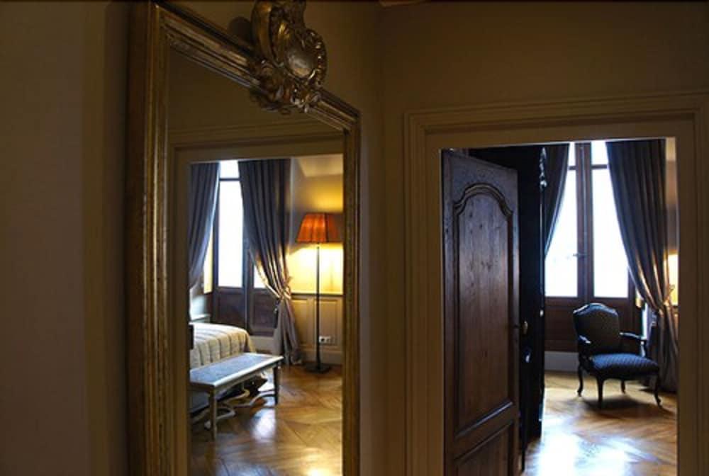 La Cour Berbisey - Teritoria Hotel Dijon Bagian luar foto